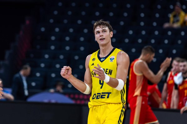 苏州恒泰配资 黑山不敌英国，瑞典凭借3队相互净胜分首次晋级欧洲杯16强